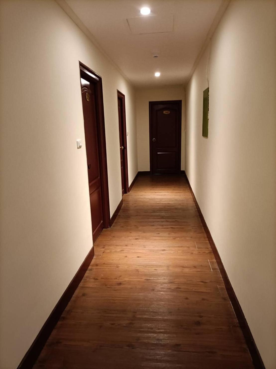 丸松商旅 Hotel Miaoli Exterior photo